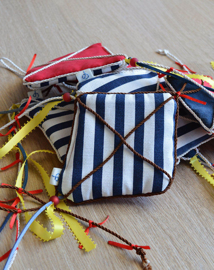 kite baptism souvenirs thumb