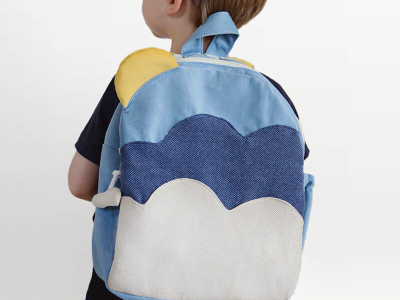 clouds backpack_th