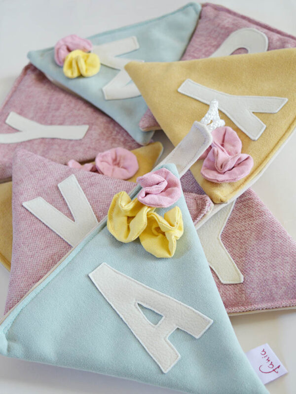 flower name garland _th